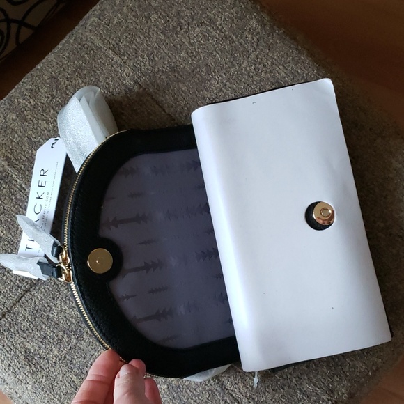 NWT Nikki Crossbody Wallet by Thacker - Picture 7 of 8